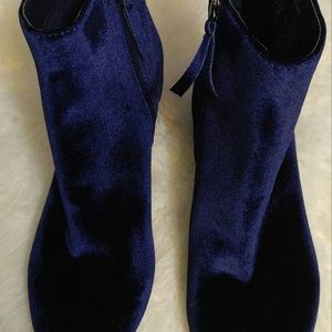 Women's Royal Blue Velvet Ankle Boots 8M